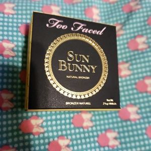 Too Faced Sun bunny